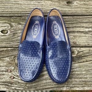 TOD’S Laser Cut Patent Leather Slip-on Loafers